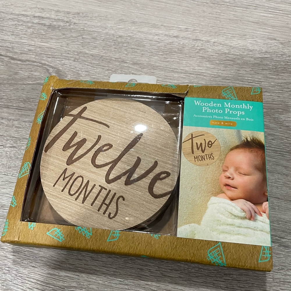 Wooden Month photo props